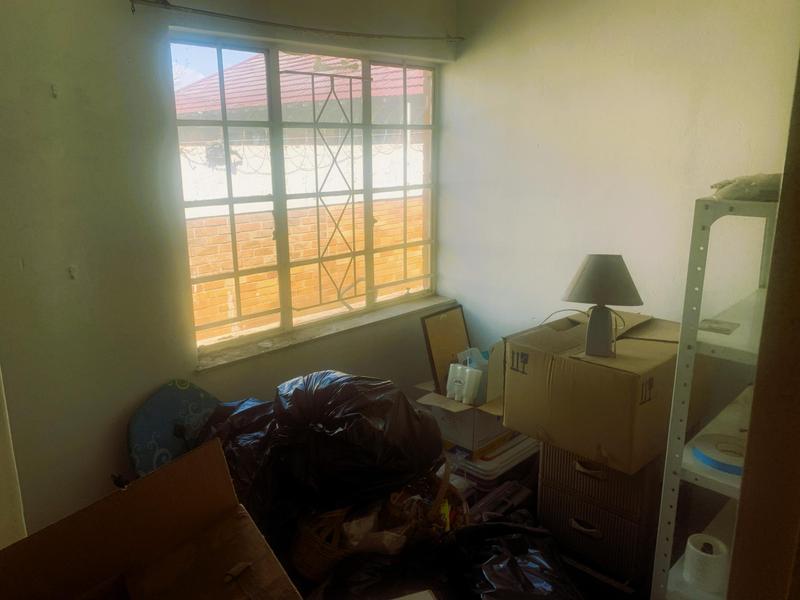 6 Bedroom Property for Sale in Plantation Gauteng