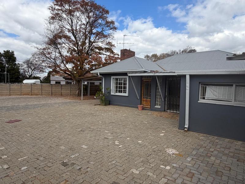 To Let 3 Bedroom Property for Rent in Wychwood Gauteng