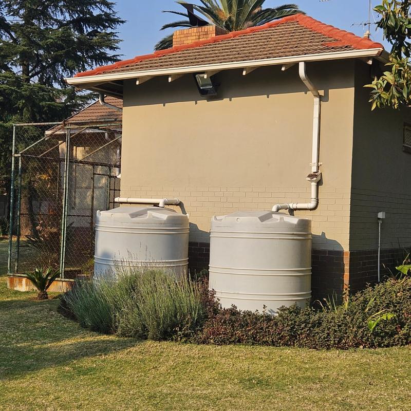 To Let 2 Bedroom Property for Rent in Lombardy East Gauteng