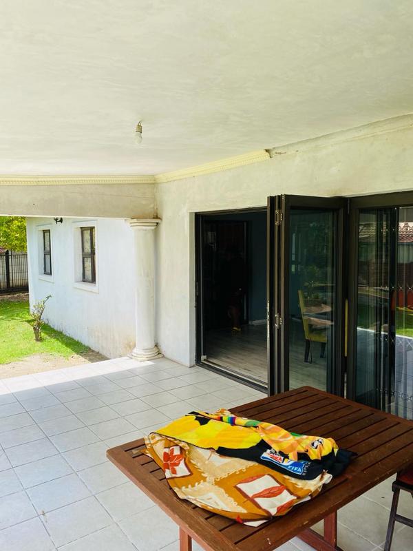 4 Bedroom Property for Sale in Birchleigh North Gauteng