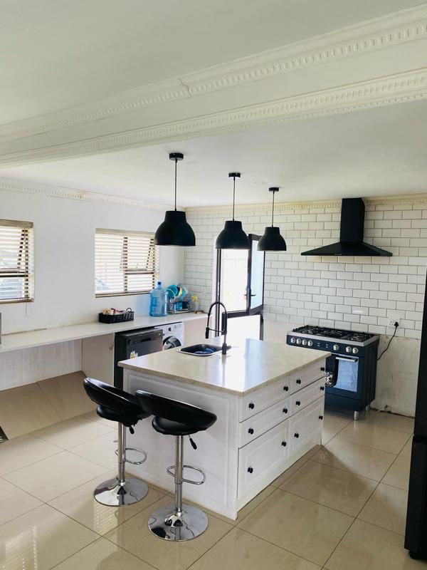 4 Bedroom Property for Sale in Birchleigh North Gauteng