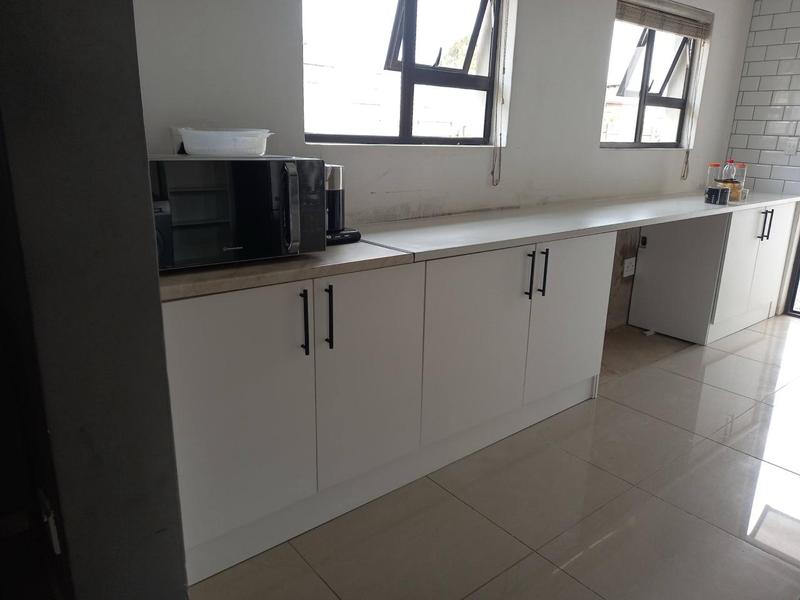 4 Bedroom Property for Sale in Birchleigh North Gauteng