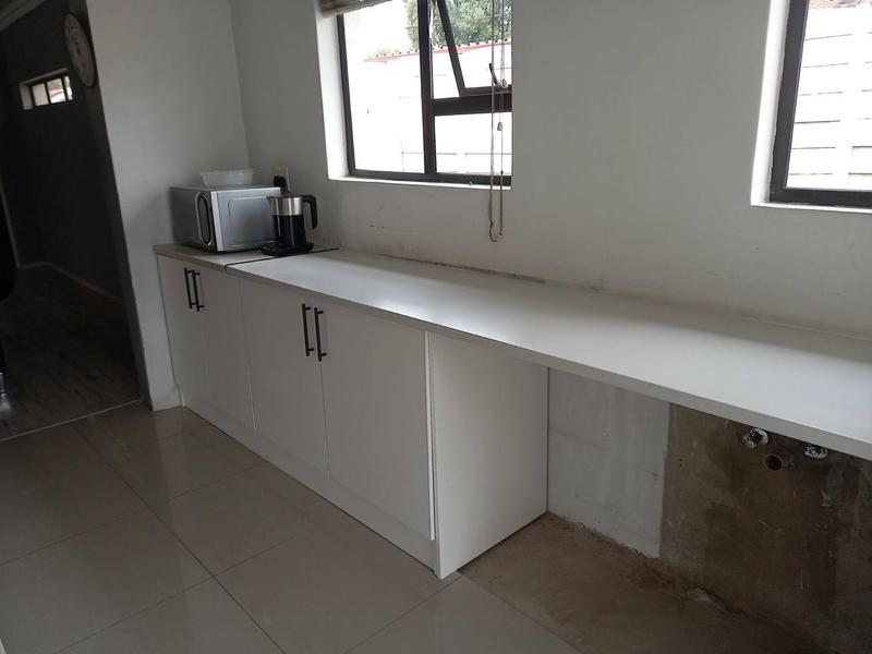 4 Bedroom Property for Sale in Birchleigh North Gauteng