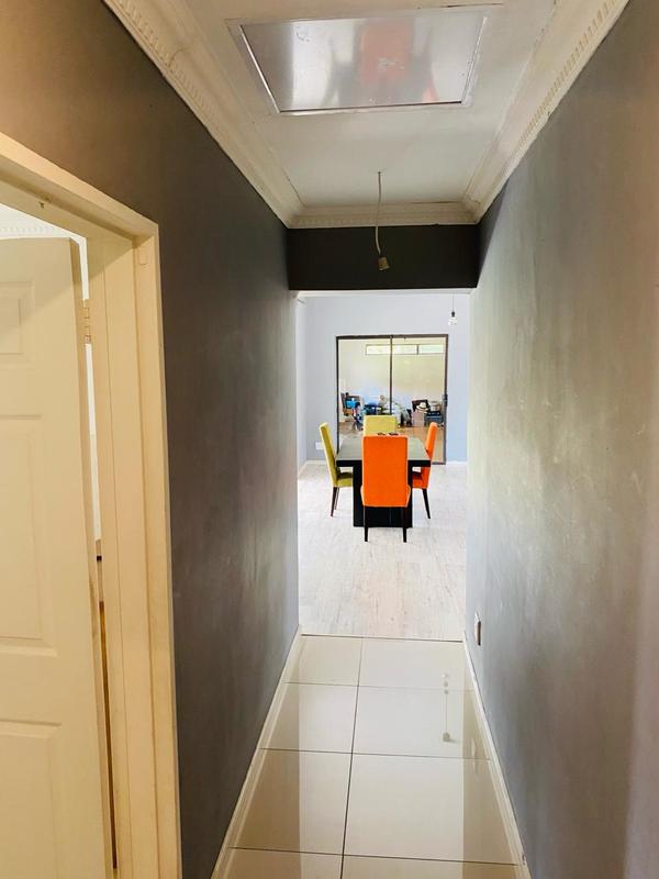 4 Bedroom Property for Sale in Birchleigh North Gauteng
