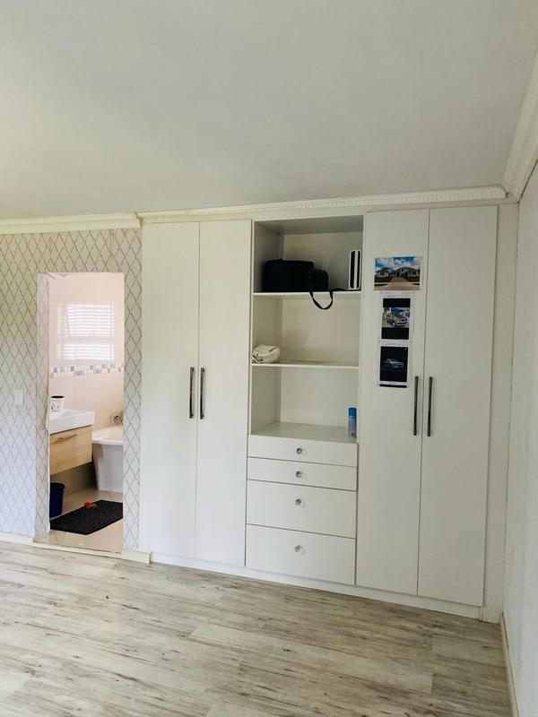 4 Bedroom Property for Sale in Birchleigh North Gauteng