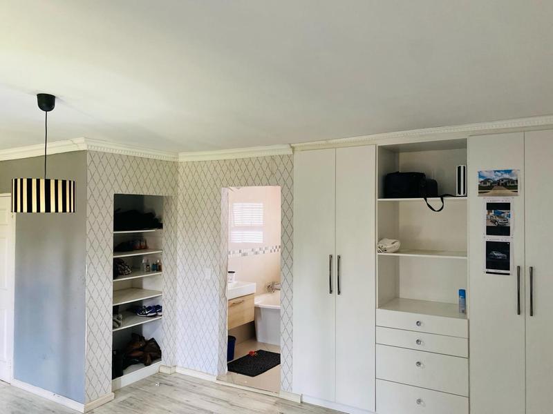 4 Bedroom Property for Sale in Birchleigh North Gauteng