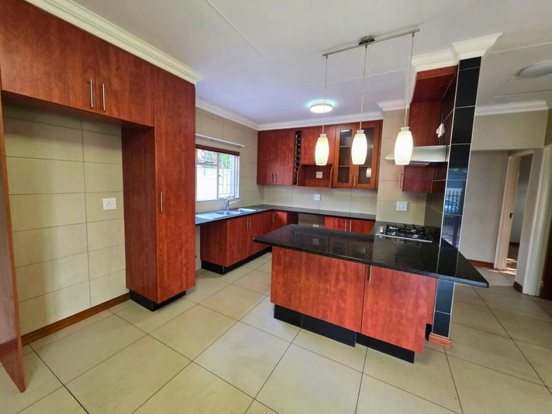 To Let 2 Bedroom Property for Rent in Nimrodpark Gauteng