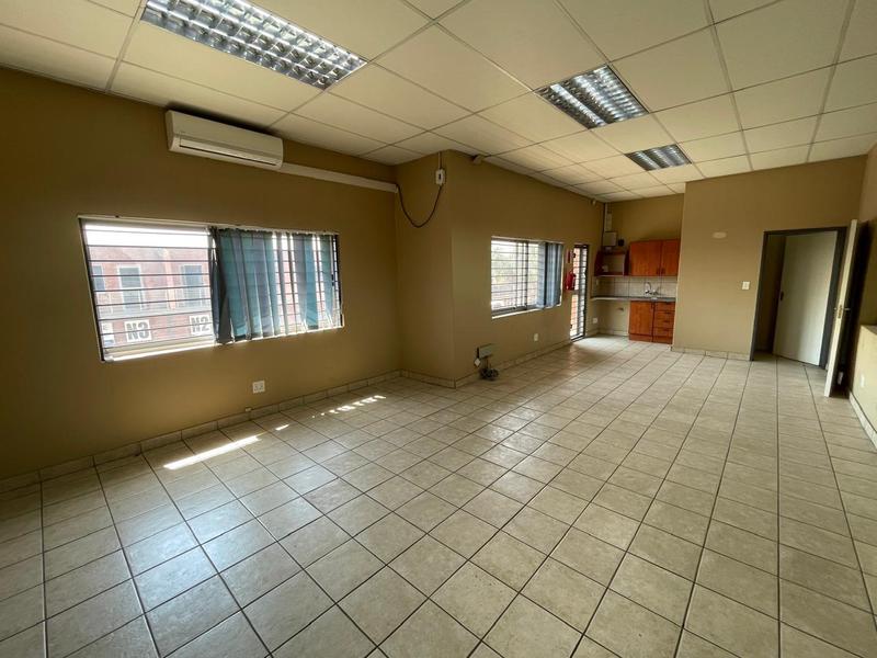 To Let Commercial Property for Rent in Hennopspark Gauteng