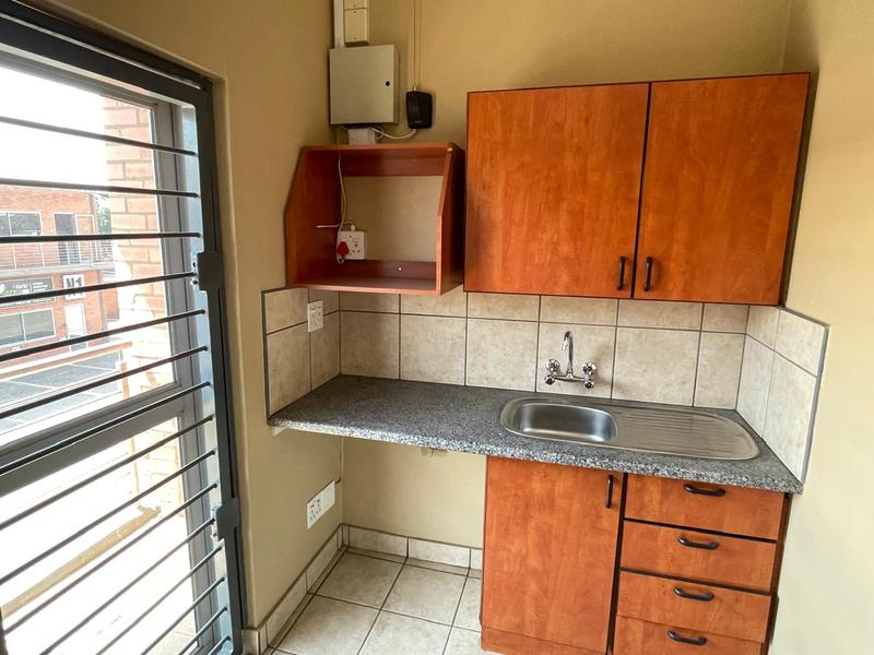 To Let Commercial Property for Rent in Hennopspark Gauteng