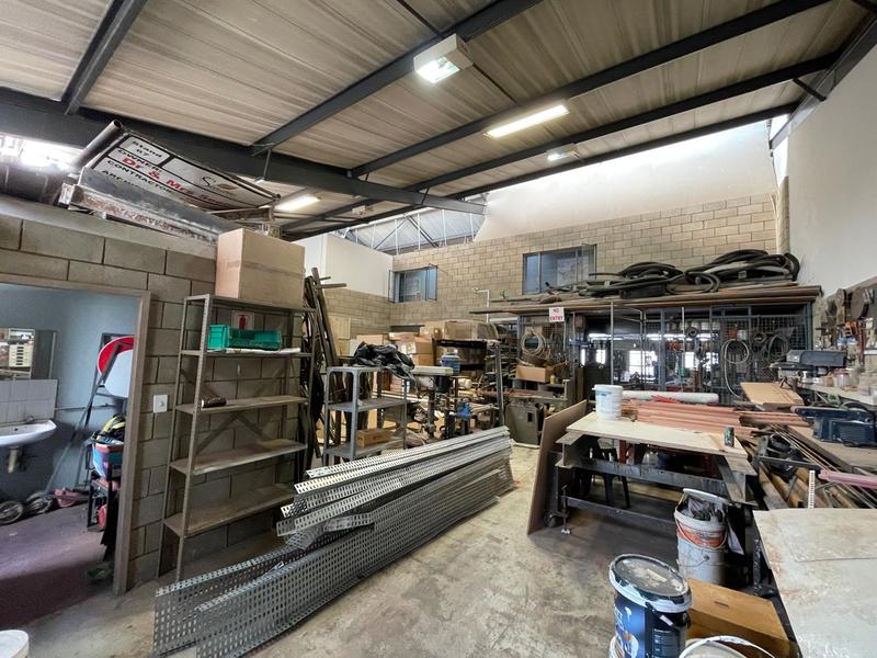 To Let Commercial Property for Rent in Hennopspark Gauteng