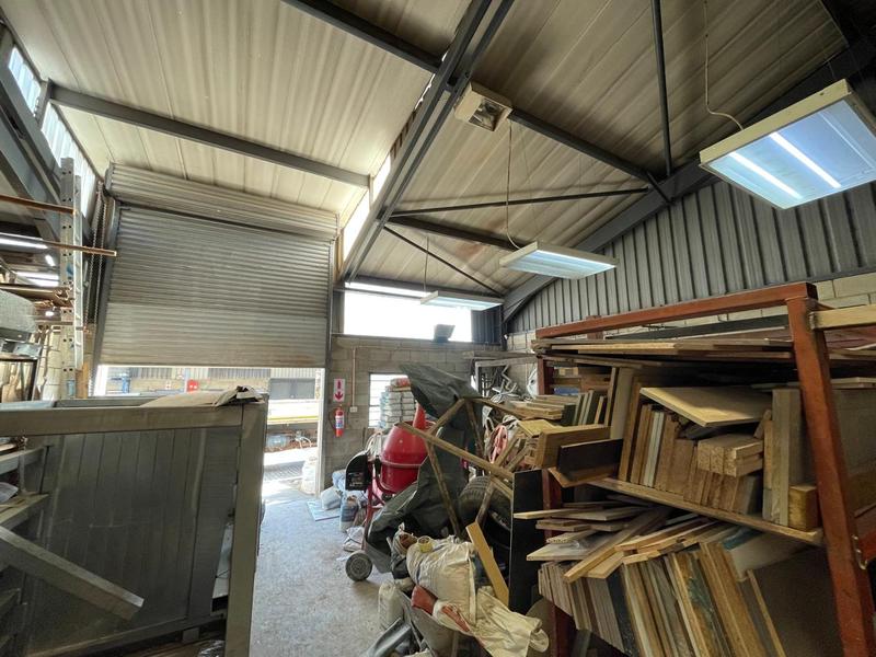 To Let Commercial Property for Rent in Hennopspark Gauteng