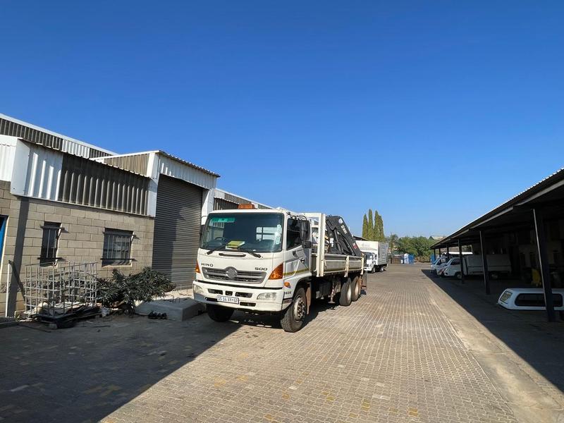 To Let Commercial Property for Rent in Hennopspark Gauteng