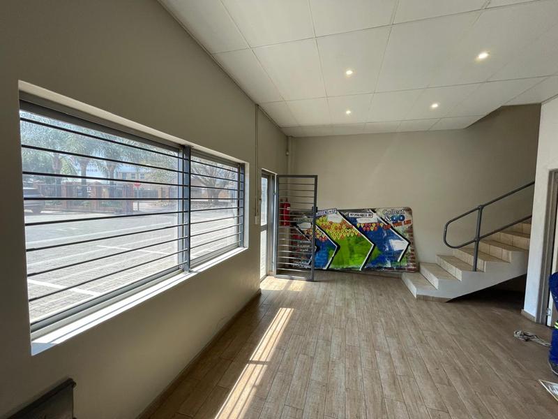To Let Commercial Property for Rent in Hennopspark Gauteng