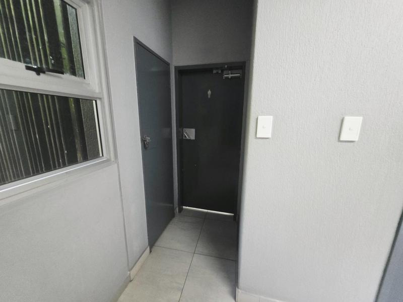 To Let Commercial Property for Rent in Lynnwood Glen Gauteng