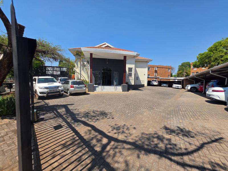 To Let Commercial Property for Rent in Menlo Park Gauteng