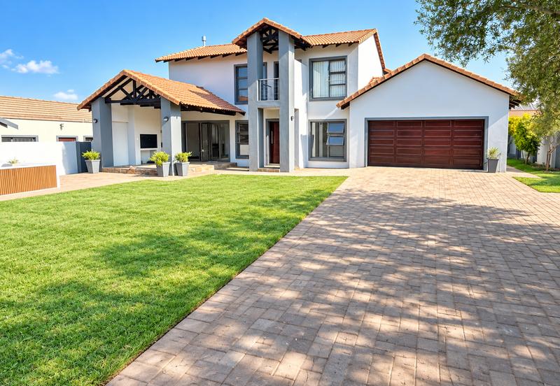 To Let 4 Bedroom Property for Rent in Midstream Estate Gauteng