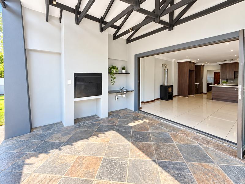 To Let 4 Bedroom Property for Rent in Midstream Estate Gauteng