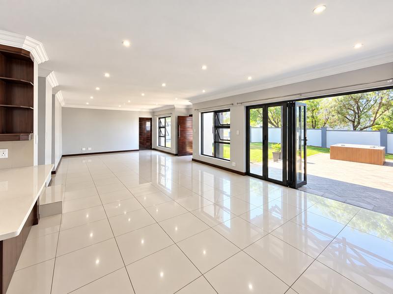 To Let 4 Bedroom Property for Rent in Midstream Estate Gauteng
