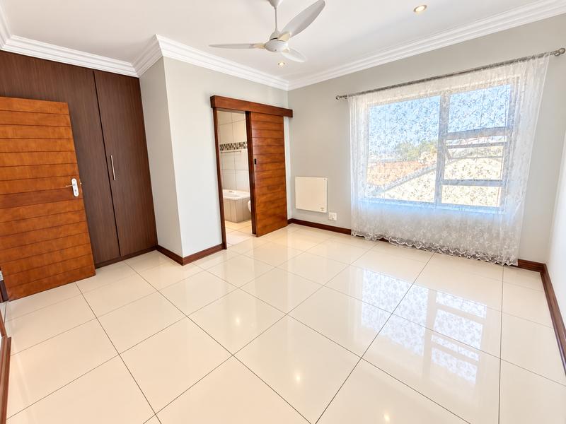 To Let 4 Bedroom Property for Rent in Midstream Estate Gauteng