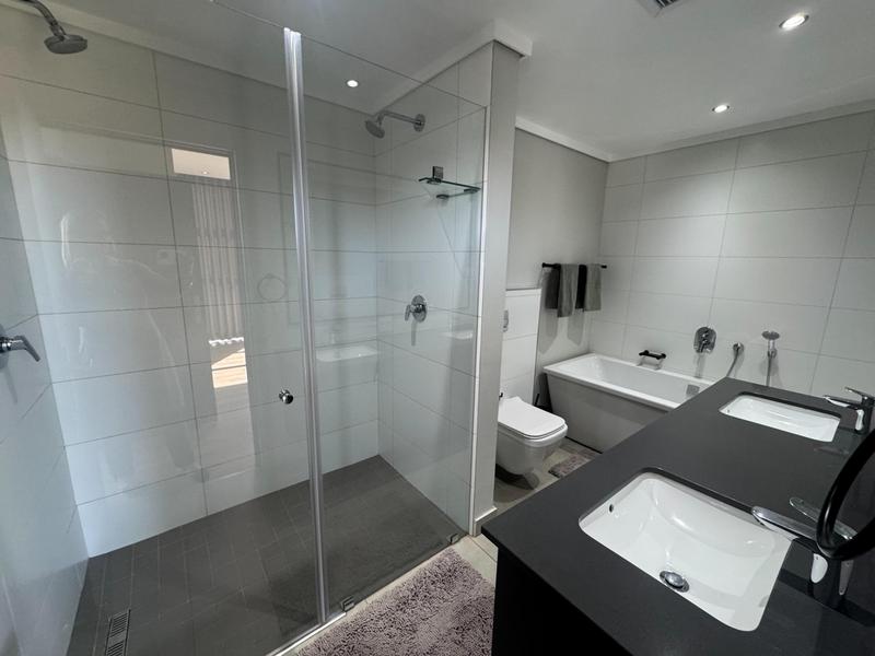 To Let 2 Bedroom Property for Rent in Ascend to Midstream Gauteng