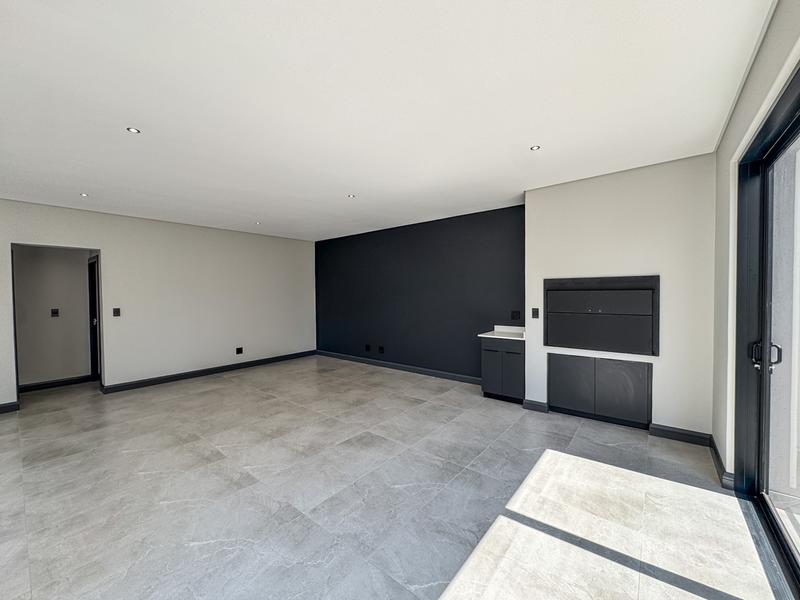 4 Bedroom Property for Sale in Fountainbrook Estate Gauteng
