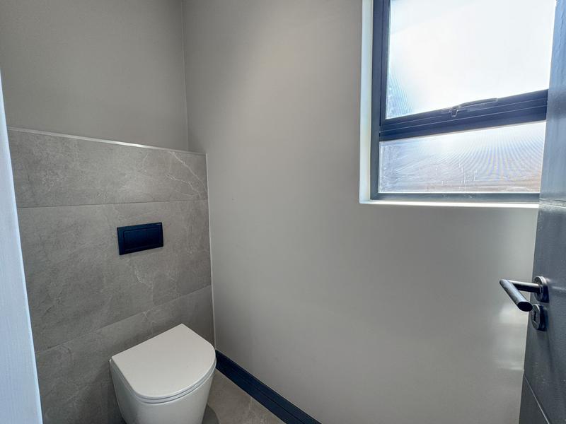 4 Bedroom Property for Sale in Fountainbrook Estate Gauteng