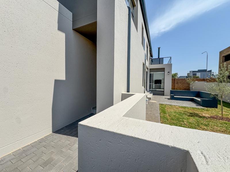 4 Bedroom Property for Sale in Fountainbrook Estate Gauteng