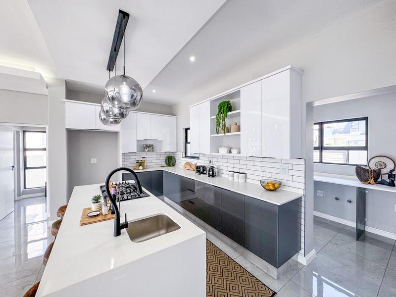 4 Bedroom Property for Sale in Fountainbrook Estate Gauteng