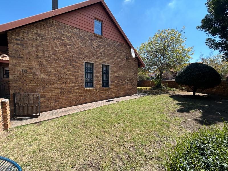 To Let 3 Bedroom Property for Rent in Kosmosdal Gauteng