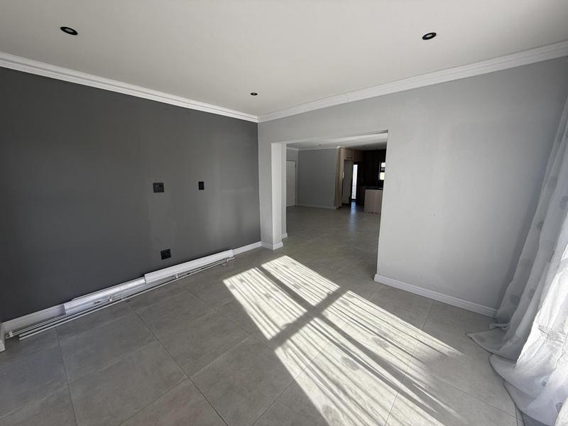 To Let 3 Bedroom Property for Rent in Summerfields Estate Gauteng