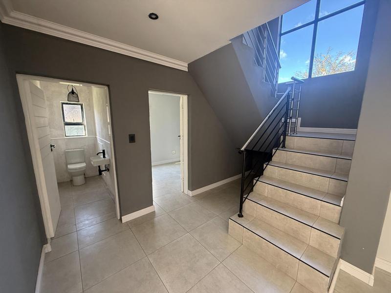 To Let 3 Bedroom Property for Rent in Summerfields Estate Gauteng