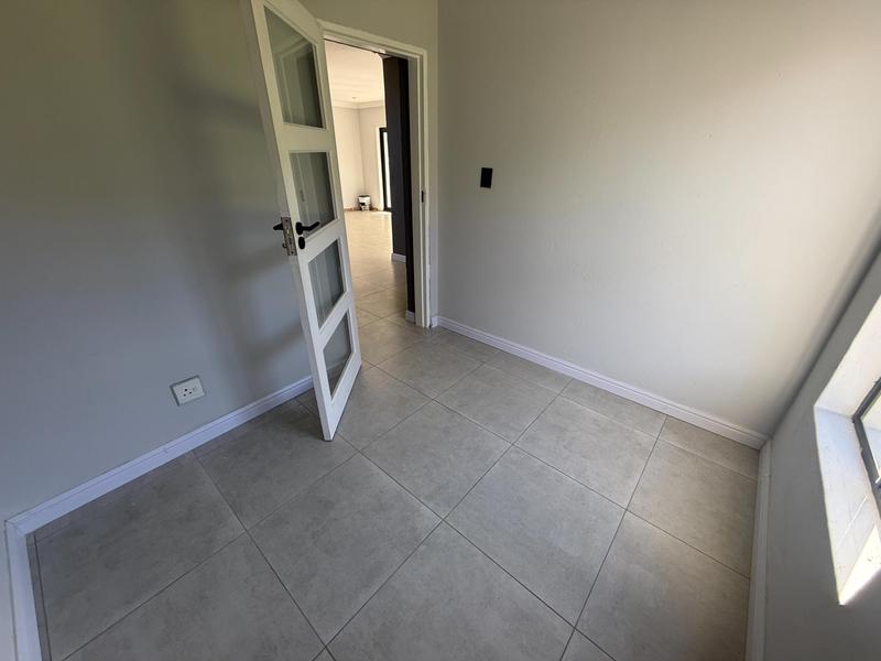 To Let 3 Bedroom Property for Rent in Summerfields Estate Gauteng