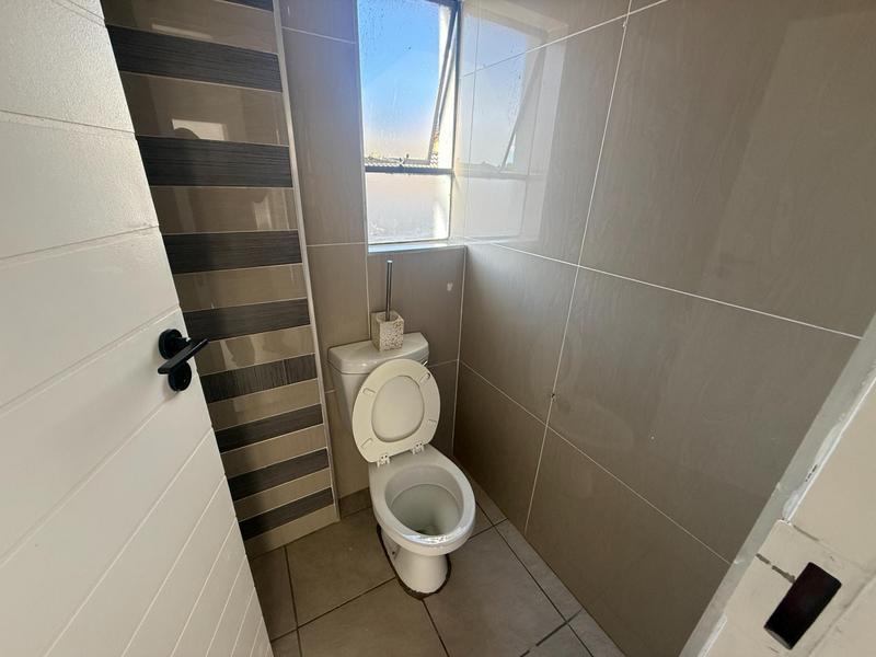 To Let 3 Bedroom Property for Rent in Summerfields Estate Gauteng