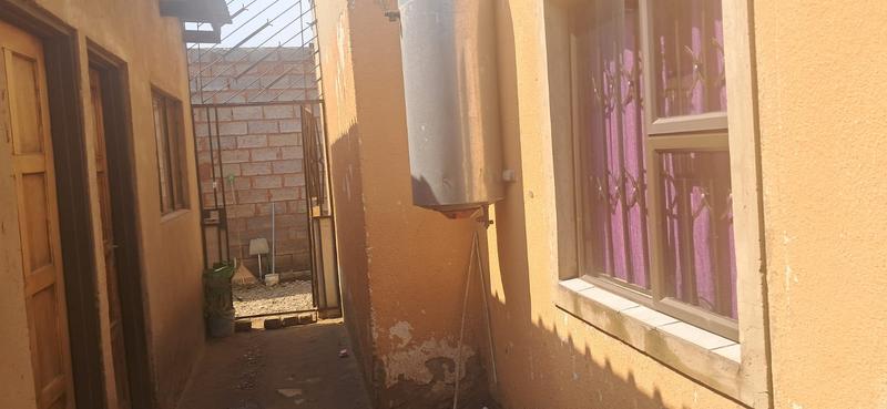 2 Bedroom Property for Sale in Thokoza Ext 2 Gauteng