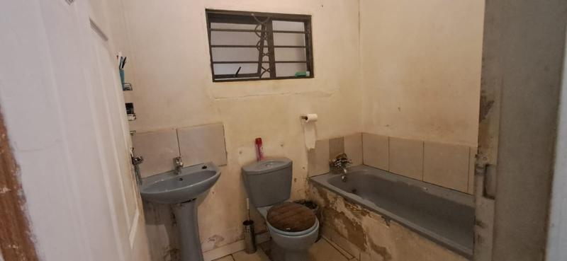 2 Bedroom Property for Sale in Thokoza Ext 2 Gauteng