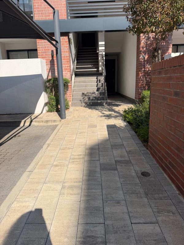 1 Bedroom Property for Sale in Sandringham Gauteng