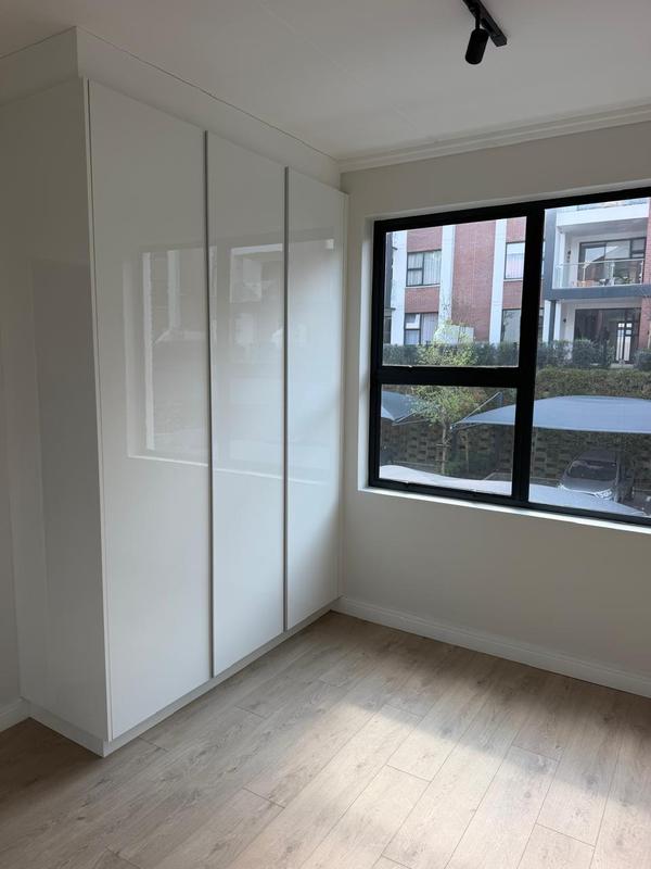 1 Bedroom Property for Sale in Sandringham Gauteng