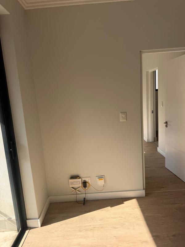 1 Bedroom Property for Sale in Sandringham Gauteng