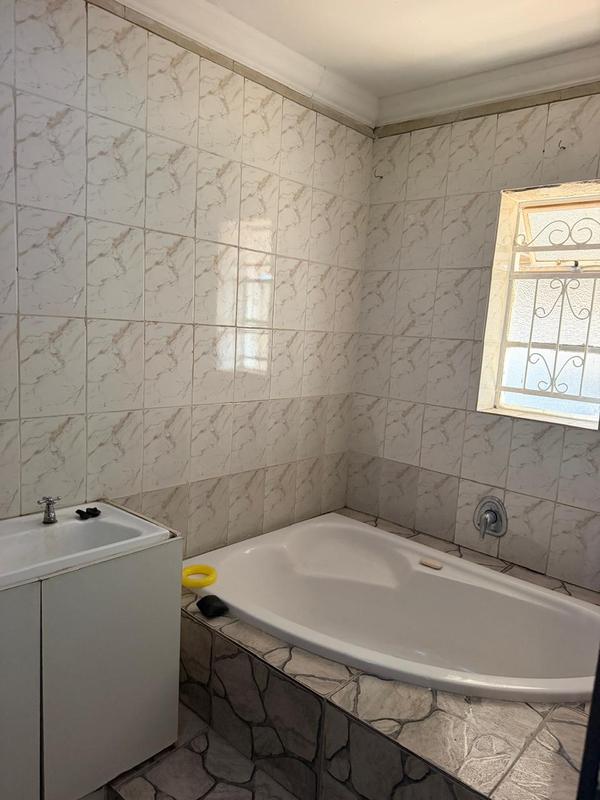 3 Bedroom Property for Sale in South Hills Gauteng