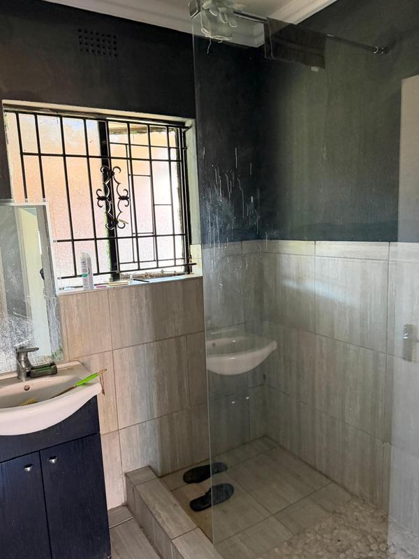 3 Bedroom Property for Sale in Zakariyya Park Gauteng