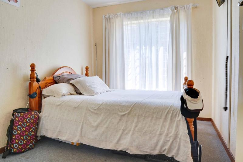 2 Bedroom Property for Sale in Allens Nek Gauteng