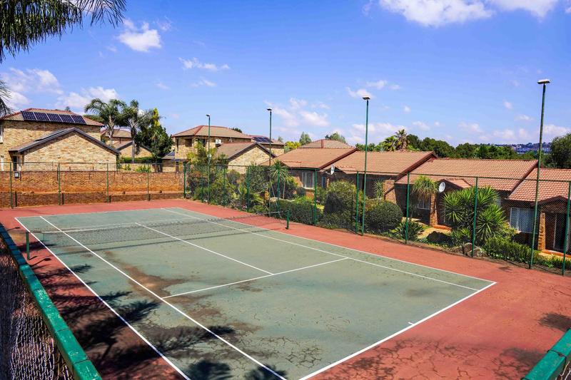 2 Bedroom Property for Sale in Allens Nek Gauteng
