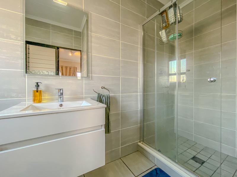 1 Bedroom Property for Sale in Waterfall Gauteng