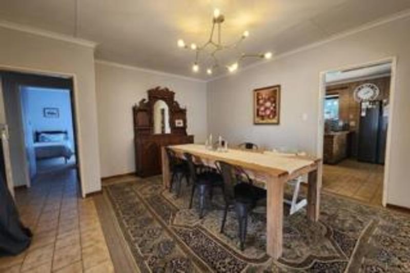 5 Bedroom Property for Sale in Vanderbijlpark SE 3 Gauteng