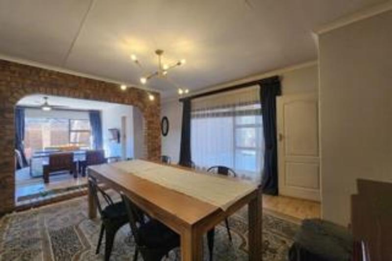 5 Bedroom Property for Sale in Vanderbijlpark SE 3 Gauteng