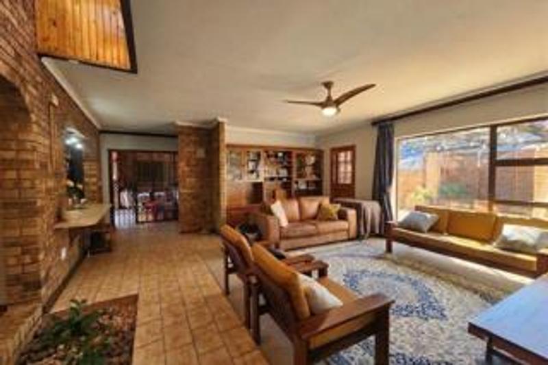 5 Bedroom Property for Sale in Vanderbijlpark SE 3 Gauteng