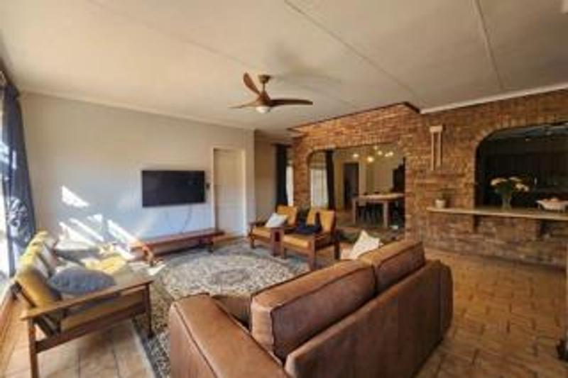 5 Bedroom Property for Sale in Vanderbijlpark SE 3 Gauteng