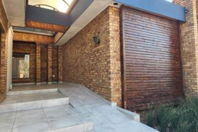 5 Bedroom Property for Sale in Vanderbijlpark SE 3 Gauteng