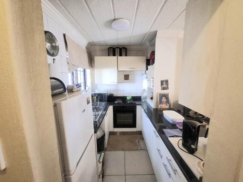 To Let 1 Bedroom Property for Rent in Morningside Gauteng