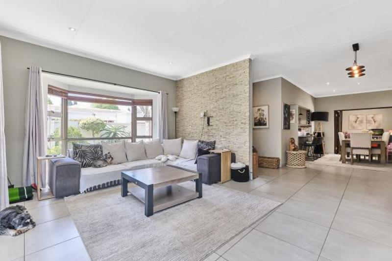 3 Bedroom Property for Sale in Sunninghill Gauteng